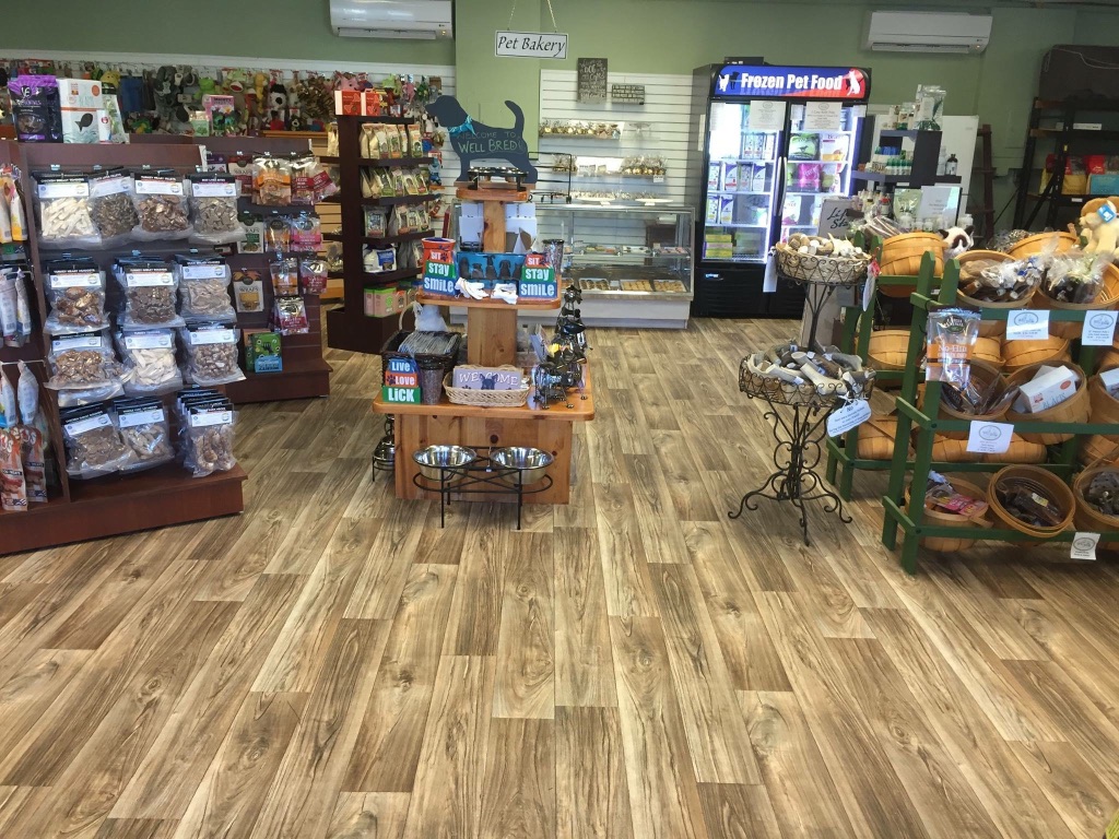 Well Bred - Pet food, supplies, toys & accessories | 223 US-206, Chester, NJ 07930 | Phone: (908) 879-6569