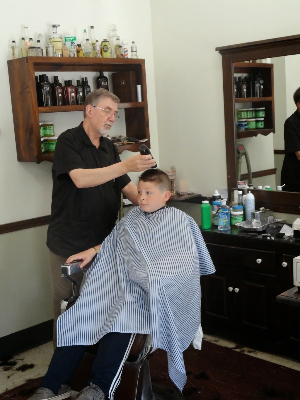 Tolland Barbers LLC | 652 Tolland Stage Rd, Tolland, CT 06084 | Phone: (860) 875-9023