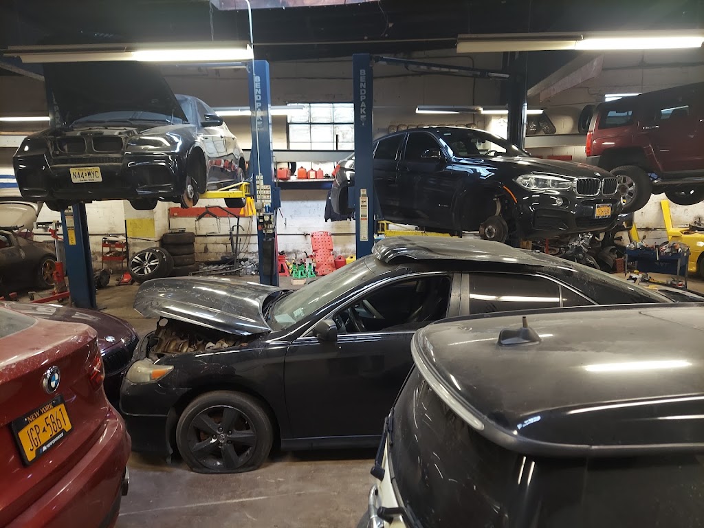 P and Ts Auto Care 24 hr Emergency repair service | 768 Warburton Ave, Yonkers, NY 10701 | Phone: (914) 803-3118