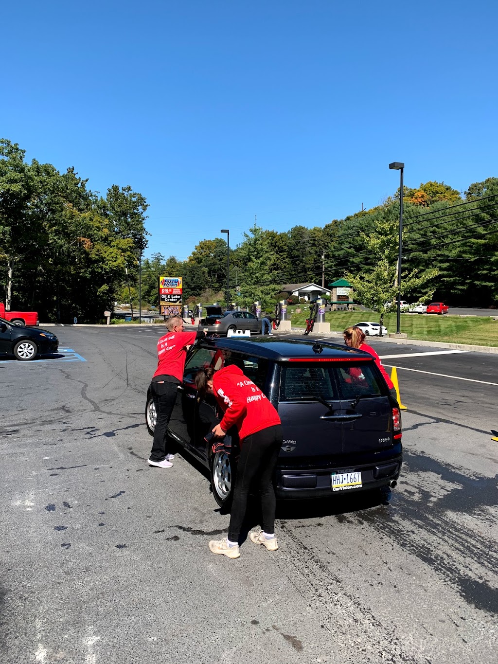 Shinetime Auto Wash, Auto Detailing & Oil Change Center | 3054 PA-611, Tannersville, PA 18372 | Phone: (570) 234-3334