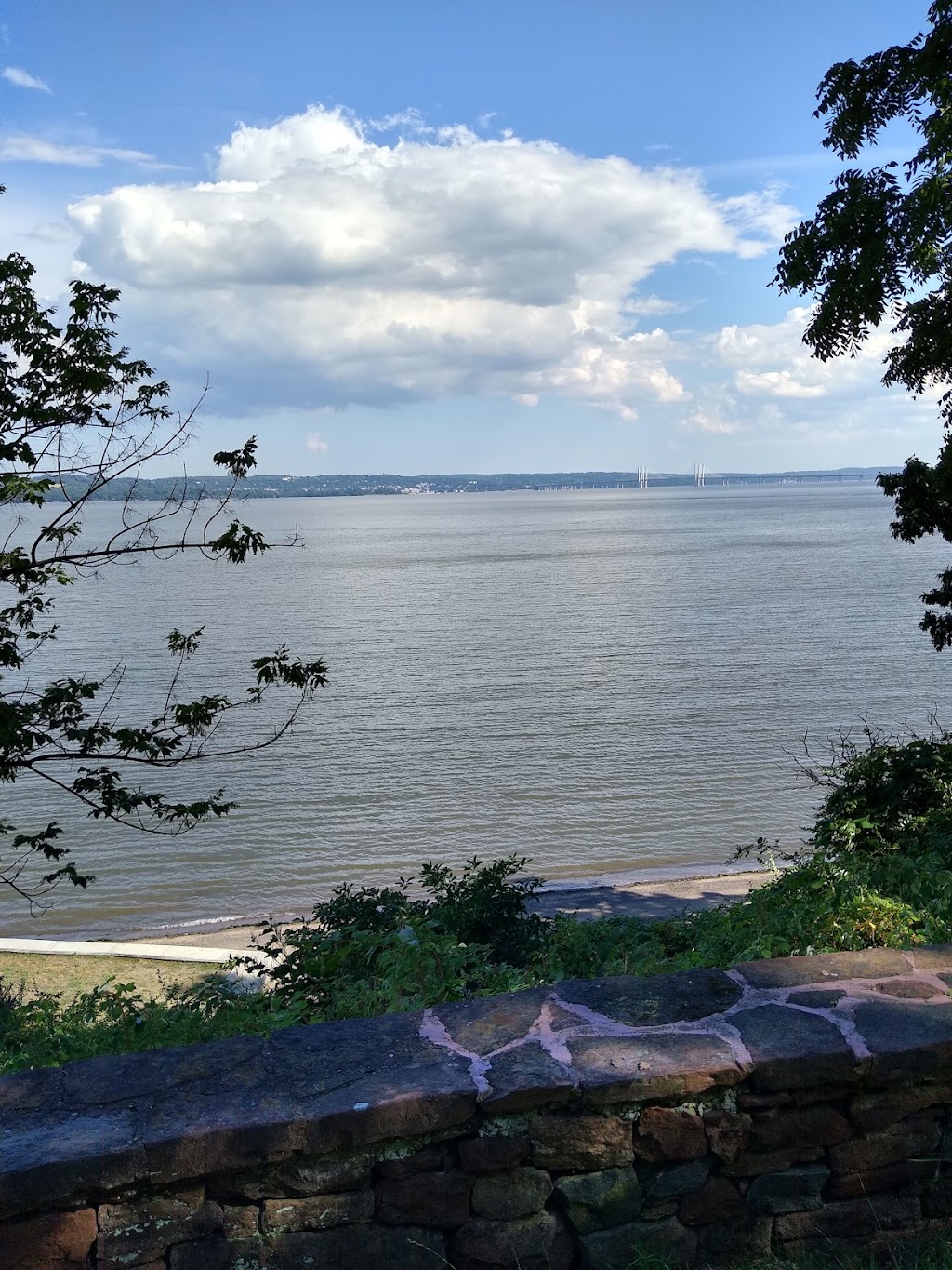 Nyack Beach State Park | 698 N Broadway, Nyack, NY 10960 | Phone: (845) 268-3020