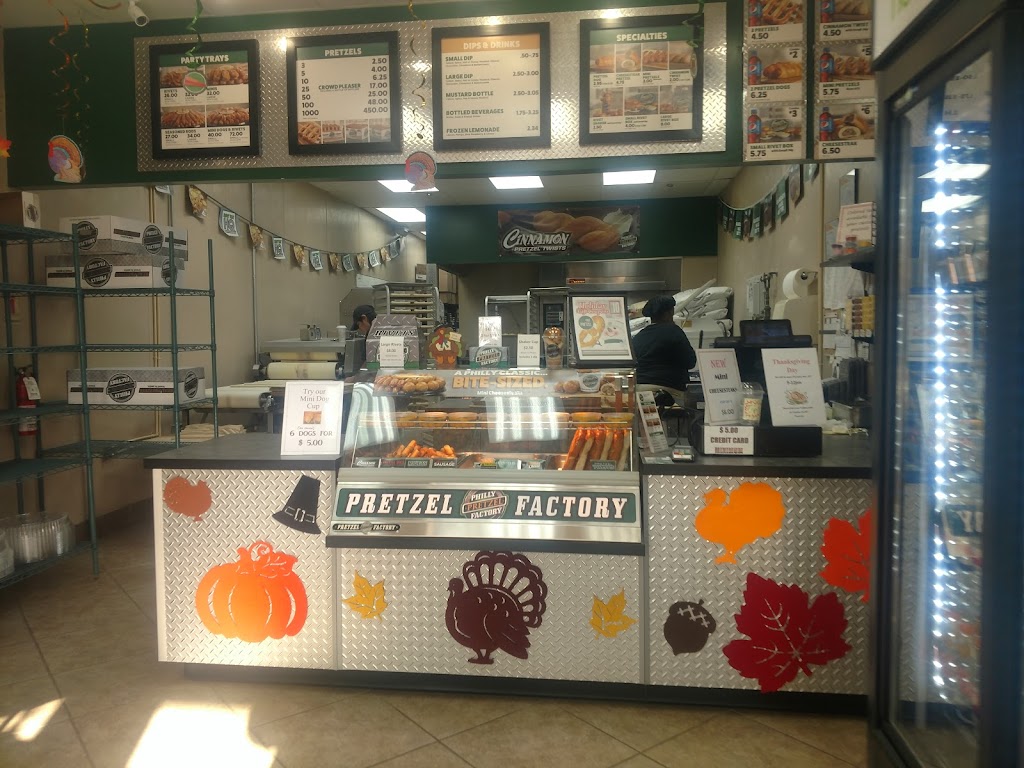 Philly Pretzel Factory | 295 S Ave W, Westfield, NJ 07090 | Phone: (908) 232-6232