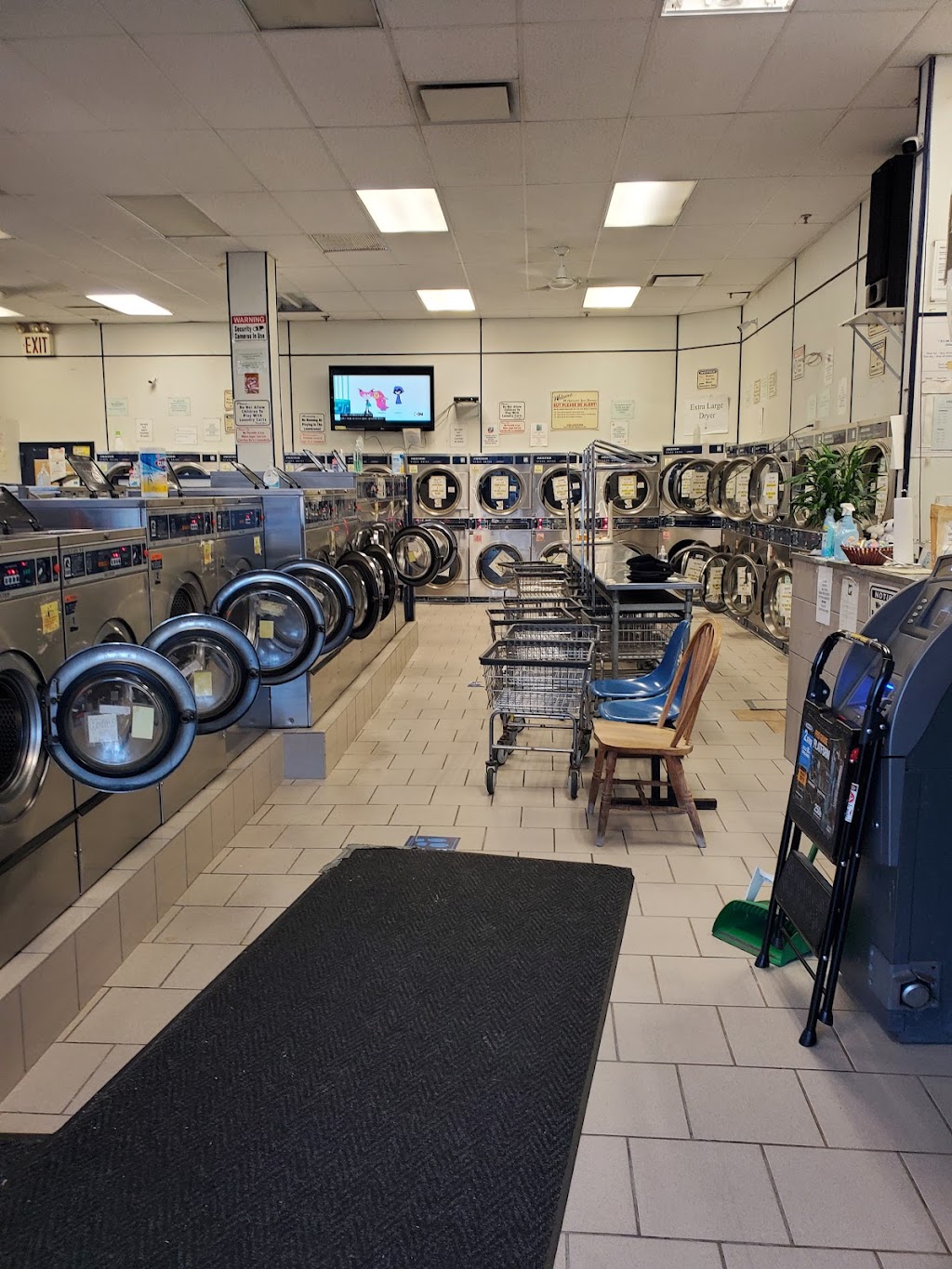 M&E Wash & Dry | 71-30 Beach Channel Dr, Queens, NY 11692 | Phone: (718) 474-0800