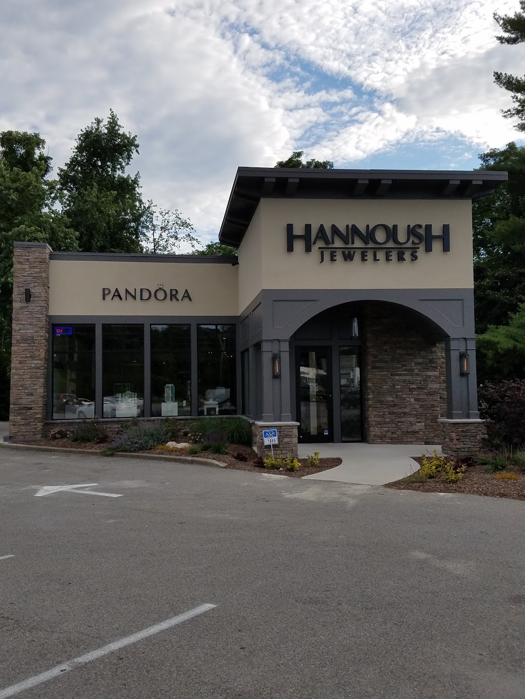 Hannoush Jewelers - Hudson Valley | 1655 US-9, Wappingers Falls, NY 12590 | Phone: (845) 298-8599