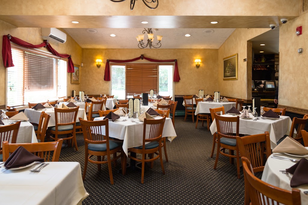La Parma II Italian Restaurant | 452 W Jericho Turnpike, Huntington, NY 11743 | Phone: (631) 367-6360