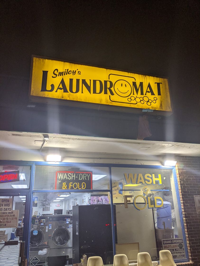 Smileys Laundromat 24 hours | 1 County Rd 516, Old Bridge, NJ 08857 | Phone: (201) 873-1310