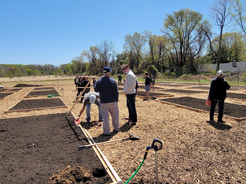 Middletown Twp. Community Garden | Stevenson Park, 950 W Front St, Red Bank, NJ 07701 | Phone: (732) 615-3223