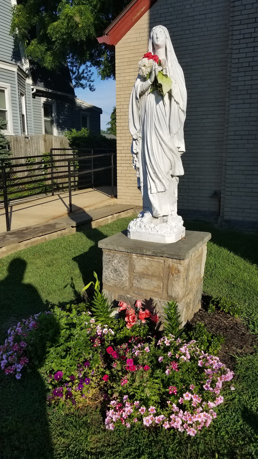 St. Gabriel Roman Catholic Church | 233 Mohawk Ave, Norwood, PA 19074 | Phone: (610) 586-1225
