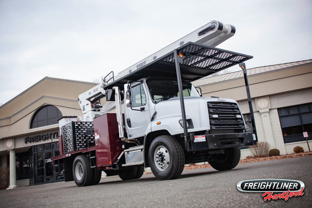 Freightliner of Hartford, Inc - Truck Sales | 222 Roberts St, East Hartford, CT 06108 | Phone: (800) 453-6967