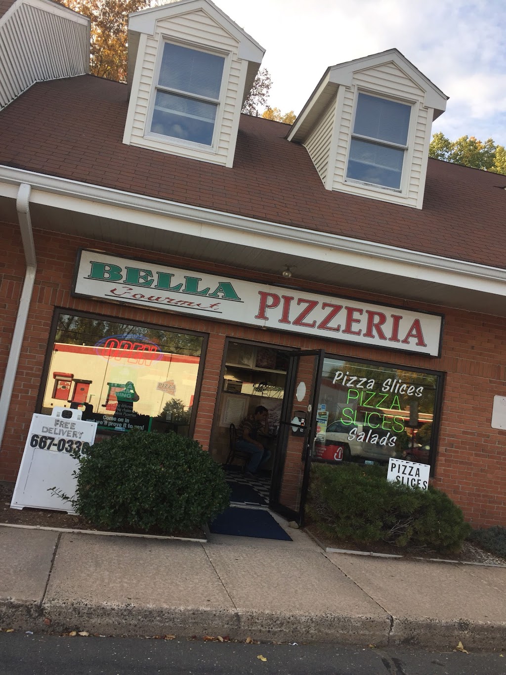 Bella Gourmet Pizzeria | 125 Fenn Rd, Newington, CT 06111 | Phone: (860) 667-0330