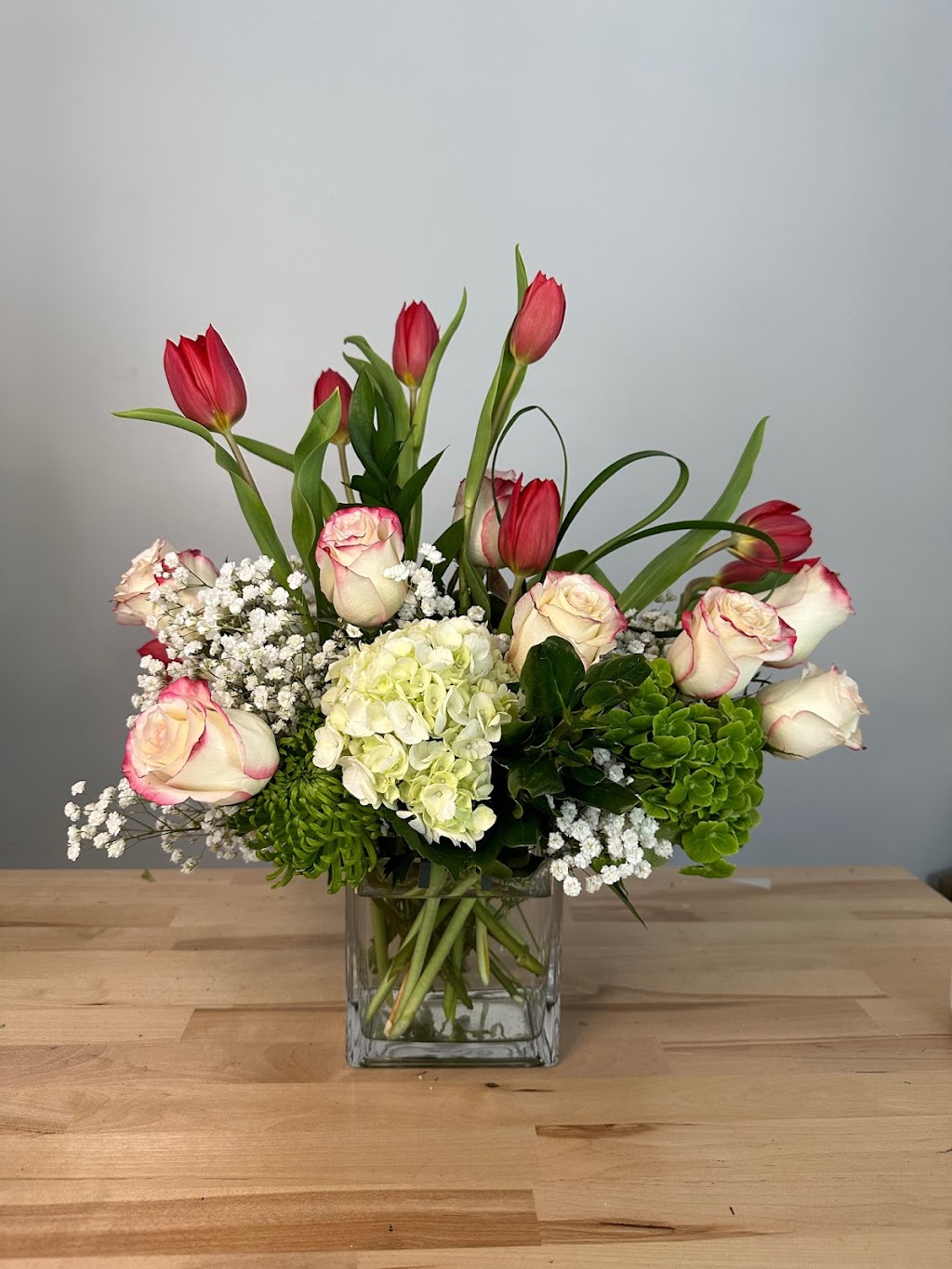 Dees Floral Design | Dover Rd, Longmeadow, MA 01106 | Phone: (413) 231-0074