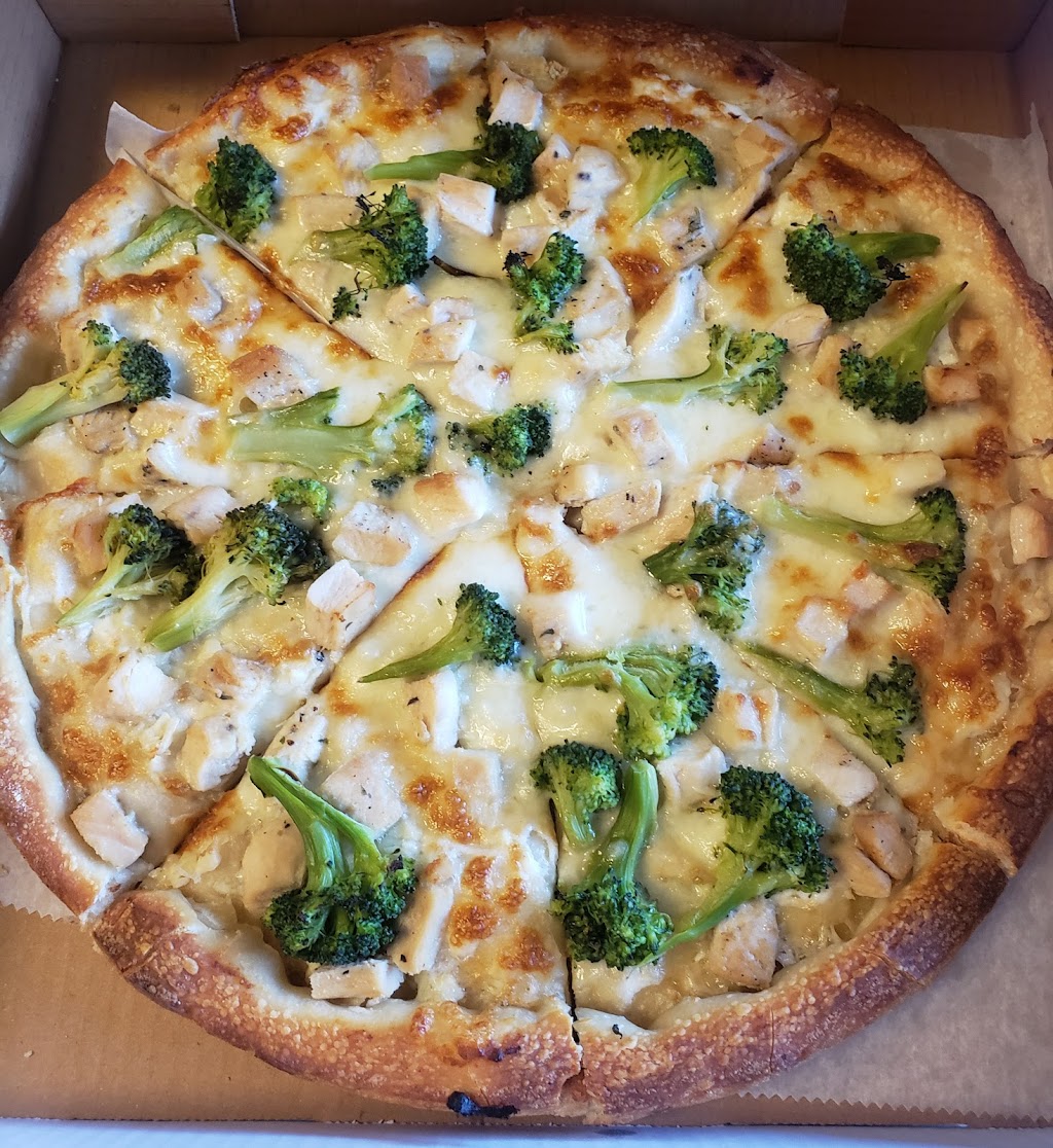 Dinos Pizza | 615 Homestead Ave, Holyoke, MA 01040 | Phone: (413) 315-6590