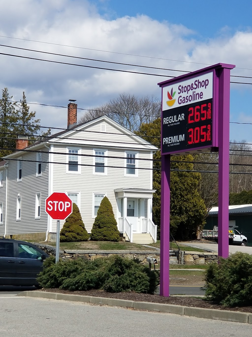 Stop & Shop | 332 S Main St, Colchester, CT 06415 | Phone: (860) 537-1738