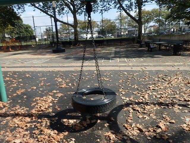 Centreville Playground | Centreville St, Ozone Park, NY 11417 | Phone: (212) 639-9675