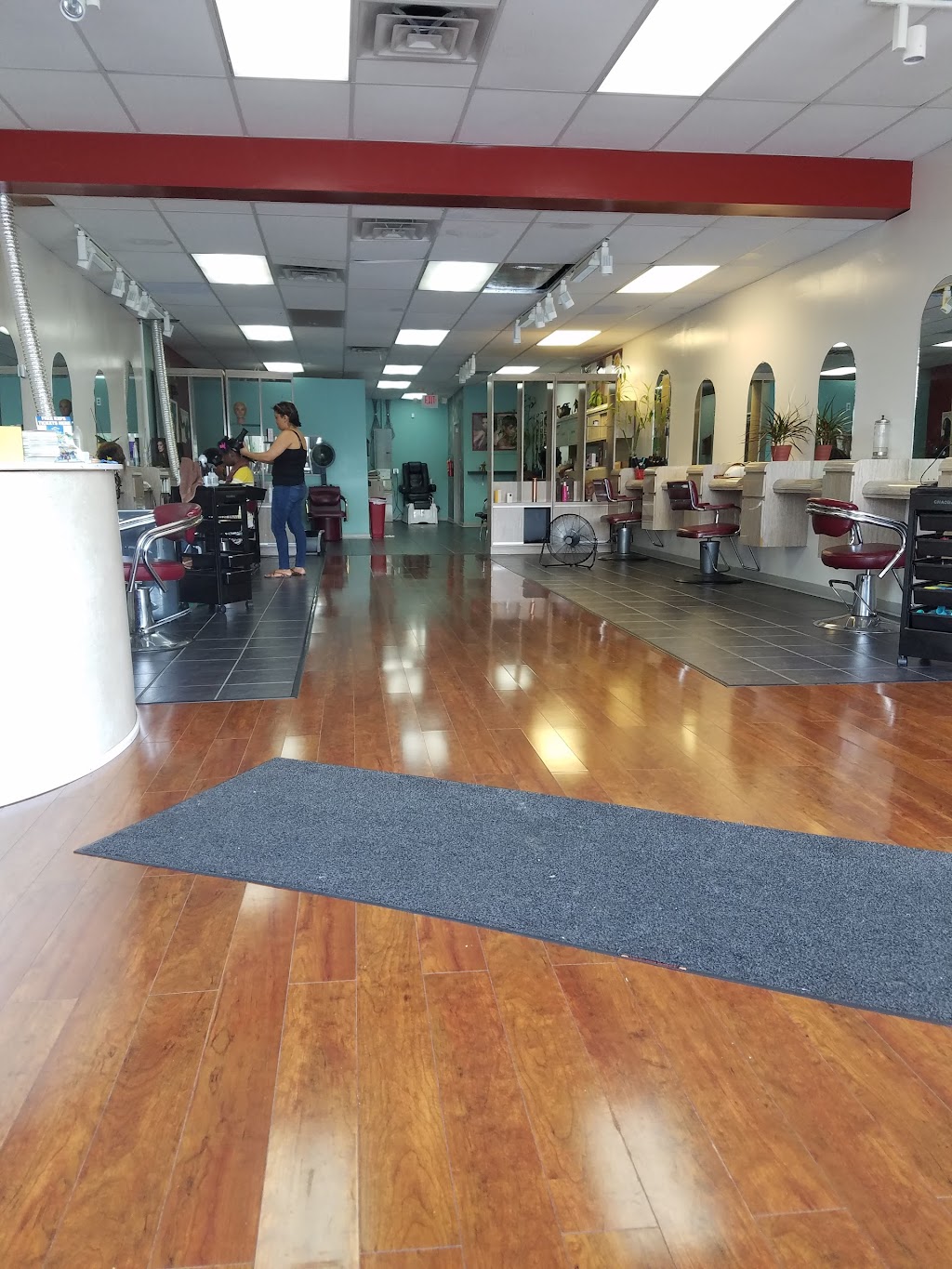 Santo Domingo Hair Salon | 4324 US-130, Willingboro, NJ 08046 | Phone: (609) 877-2400