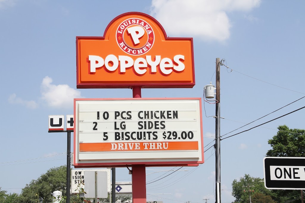 Popeyes Louisiana Kitchen | 2160 Street Rd, Bensalem, PA 19020 | Phone: (215) 638-9798