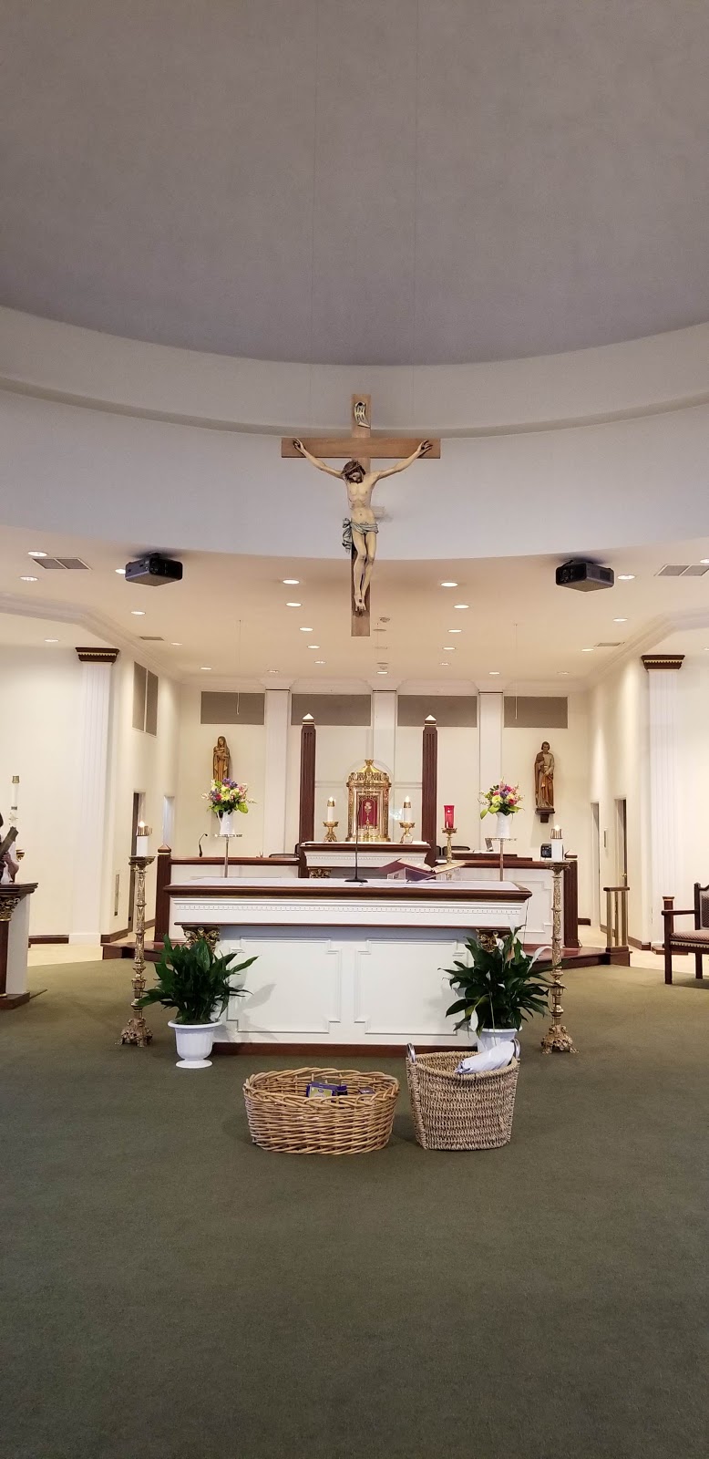 St George Catholic Church | 33 Whitfield St, Guilford, CT 06437 | Phone: (203) 453-2788