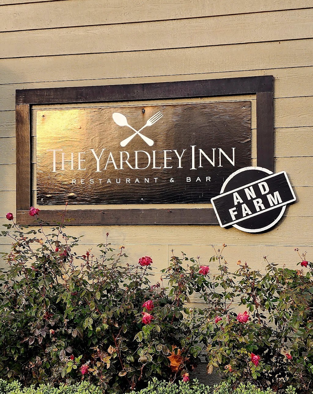 The Yardley Inn Restaurant and Bar | 82 E Afton Ave, Yardley, PA 19067 | Phone: (215) 493-3800