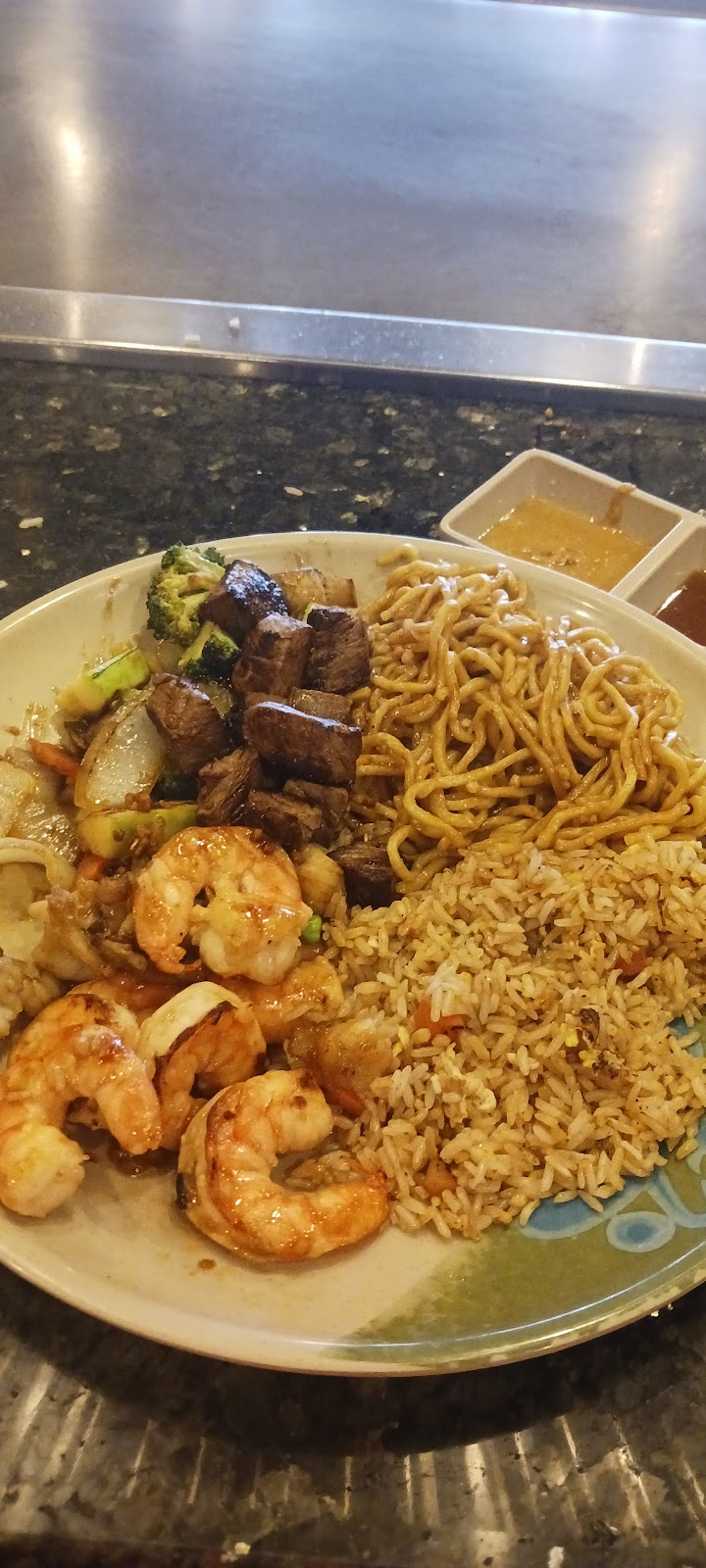 Kobe Hibachi | 2585 South Rd, Poughkeepsie, NY 12601 | Phone: (845) 454-9888