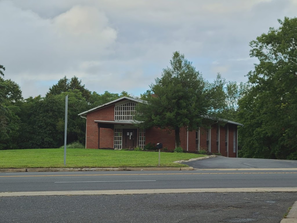 Iglesia Cristiana El Llamado de Dios | 3531 NJ-33, Neptune Township, NJ 07753 | Phone: (732) 693-7584