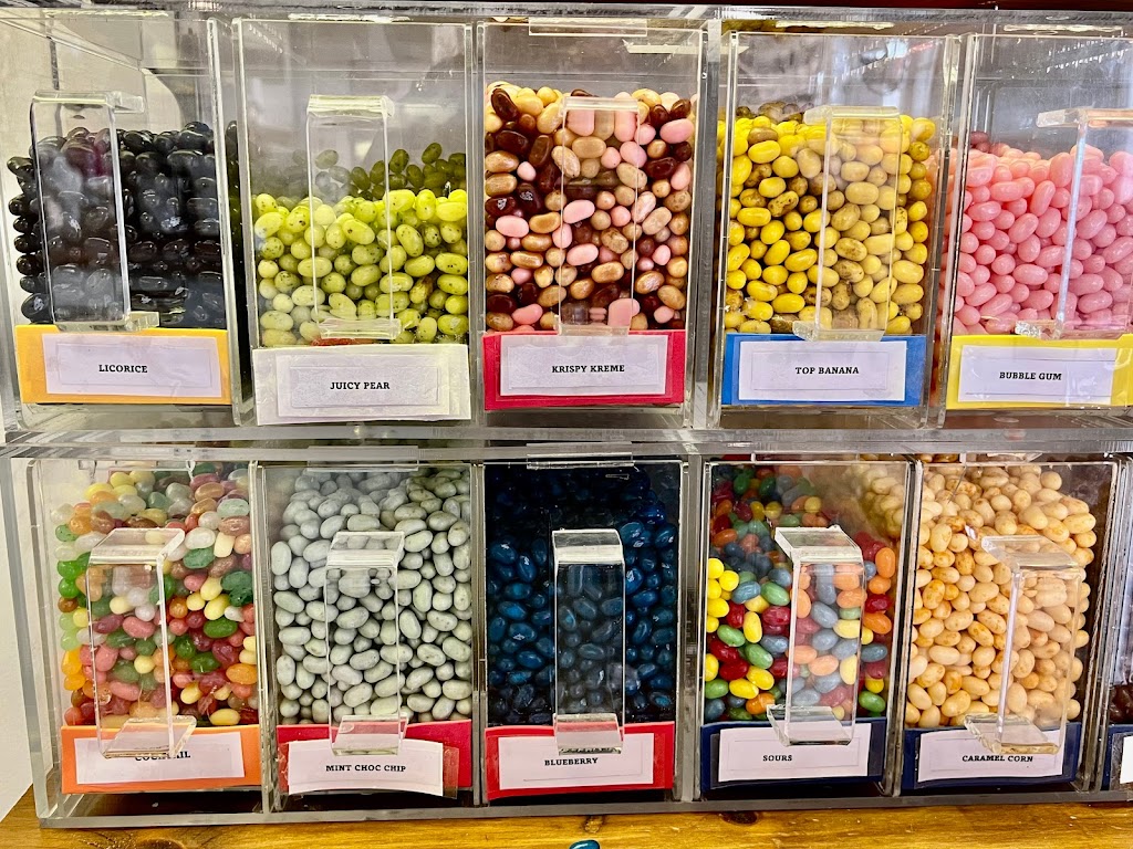 Candy Store At Schooners Wharf | 325 9th St, Beach Haven, NJ 08008 | Phone: (609) 492-2808