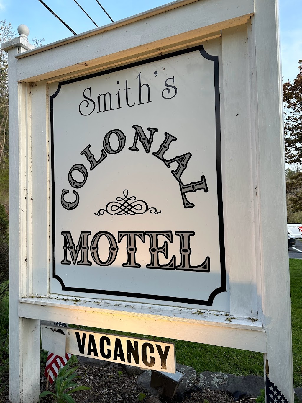 Smiths Colonial Motel | 23085 NY-97, Hancock, NY 13783 | Phone: (607) 637-2989