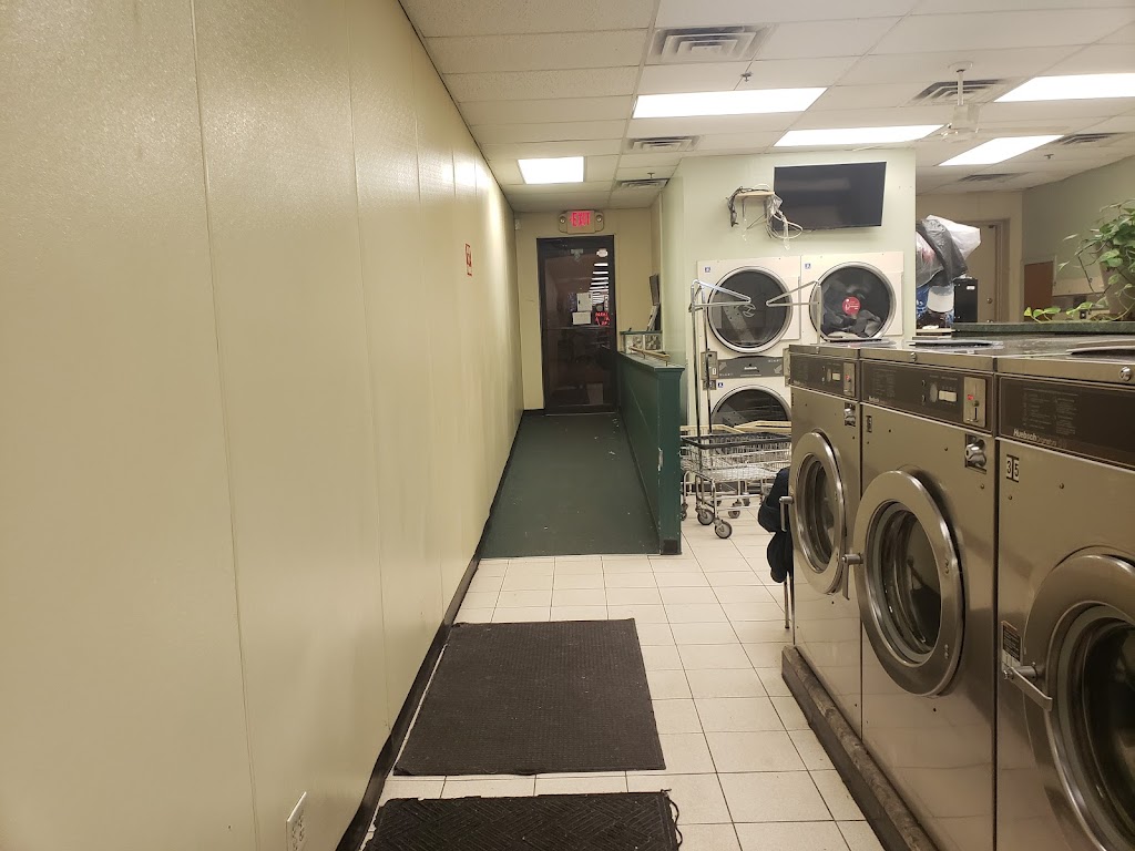 Crowne Cleaner & Laundromat | 389 Piaget Ave, Clifton, NJ 07011 | Phone: (973) 253-2318
