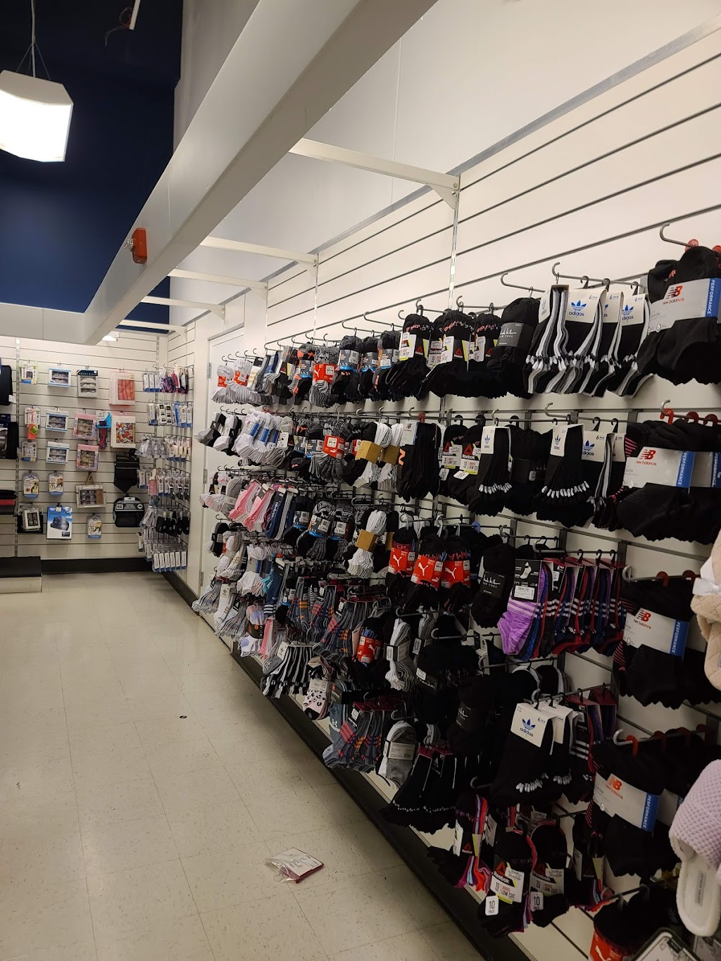 Marshalls | 174 Passaic St, Garfield, NJ 07026 | Phone: (973) 249-6162