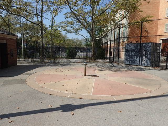Clintonville Playground | Clintonville St. &, 17th Rd, Whitestone, NY 11357 | Phone: (212) 639-9675