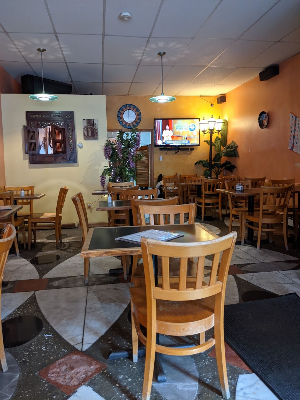 Taqueria Don Salomon | 513 W Marshall St, Norristown, PA 19401 | Phone: (610) 277-8180