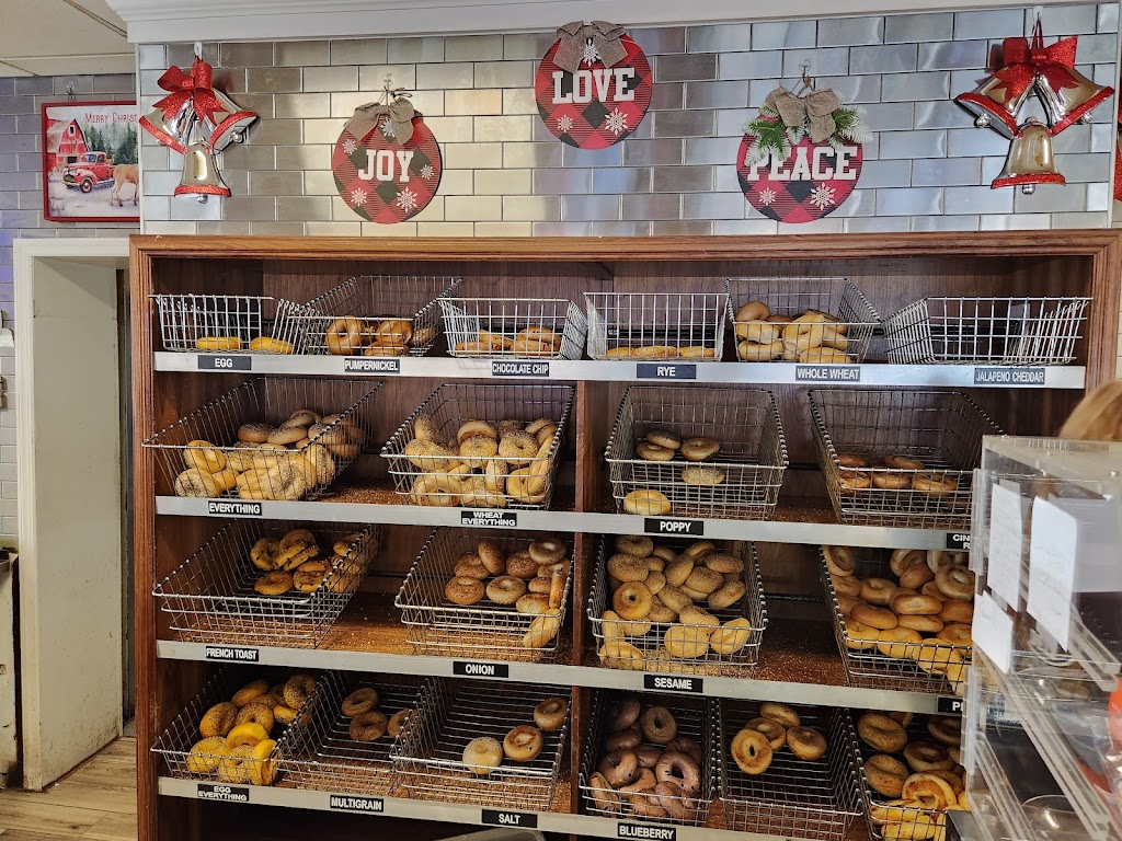 A&B Bagels and Deli | 470 US-206, Newton, NJ 07860 | Phone: (973) 579-8777