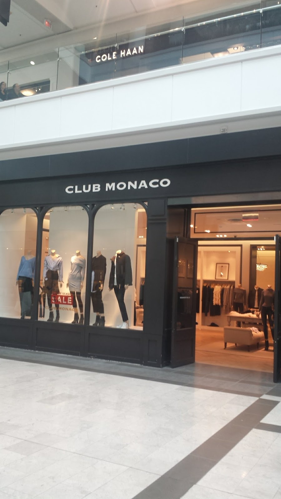 Club Monaco | 125 Westchester Ave, White Plains, NY 10601 | Phone: (914) 949-6495
