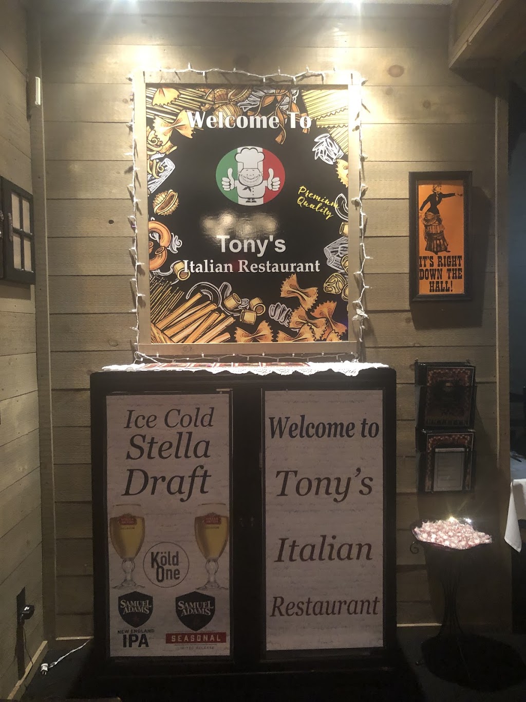 Tonys Italian Restaurant | 1191 Rte 9W, Marlboro, NY 12542 | Phone: (845) 236-9658