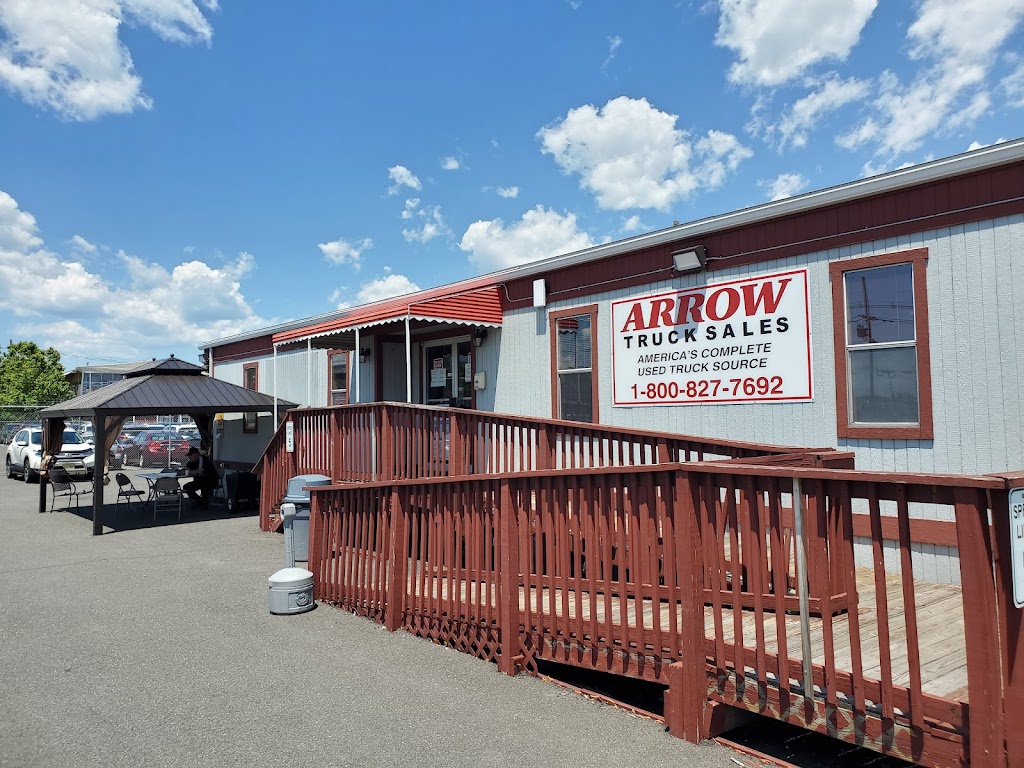 Arrow Truck Sales | 901 North Ave E, Elizabeth, NJ 07201 | Phone: (908) 355-2600