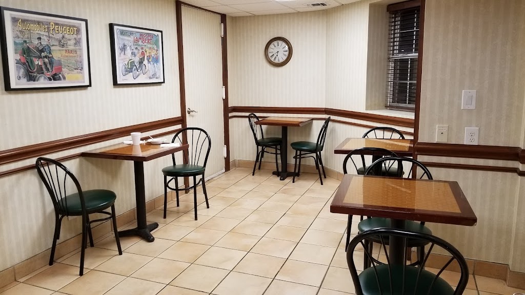 Whitman Motor Lodge | 295 E Jericho Turnpike, Huntington Station, NY 11746 | Phone: (631) 271-2800