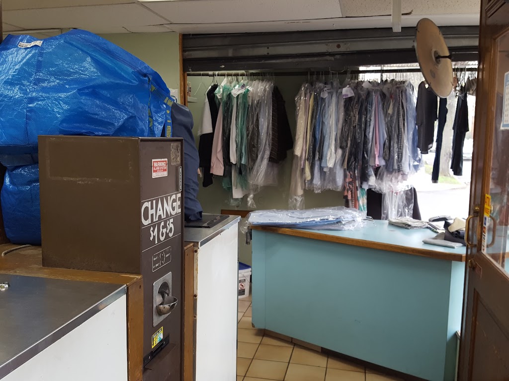 Bubble & Squeak Laundromat | 165 Willow St, New Haven, CT 06511 | Phone: (203) 498-8537
