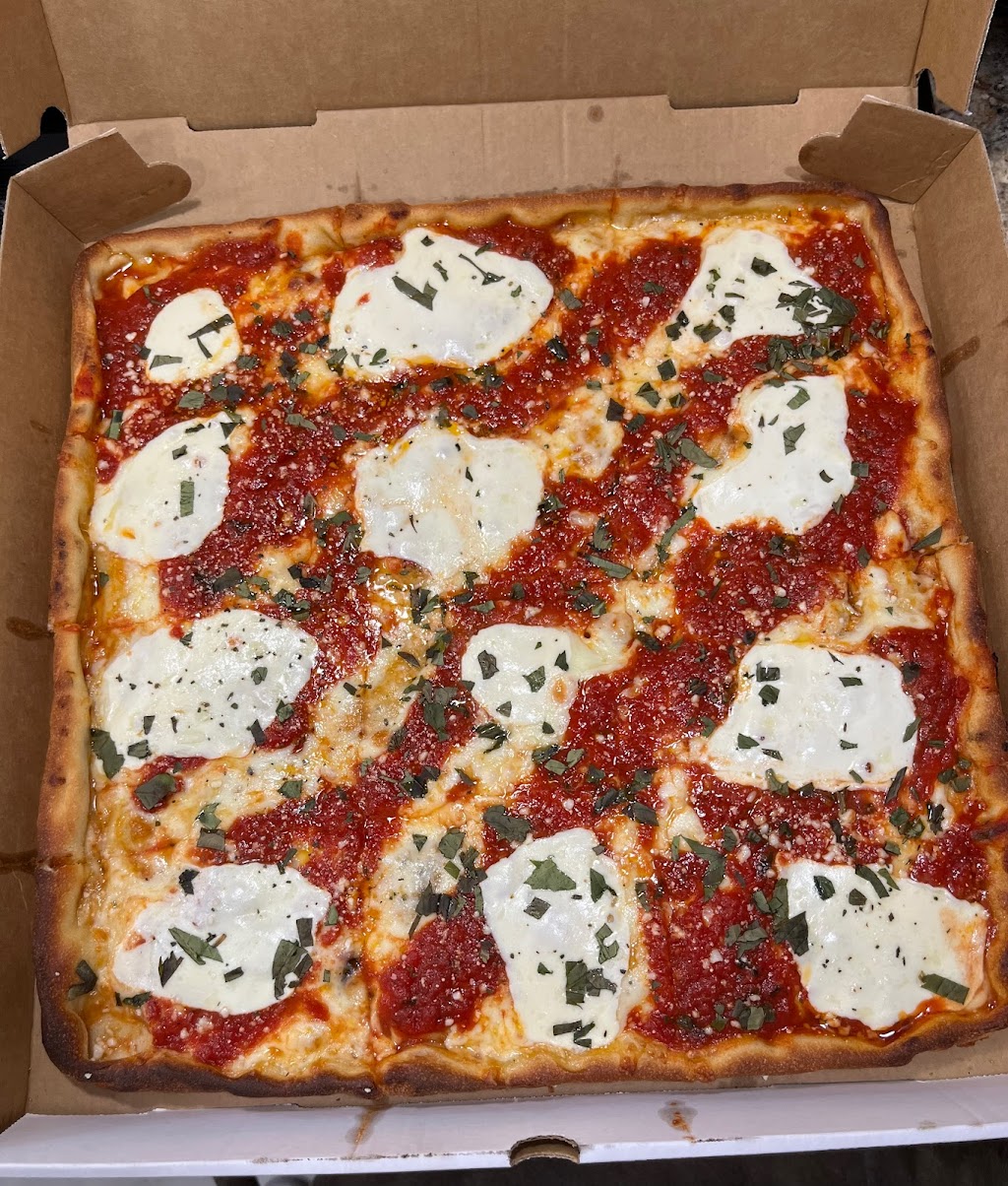 Napoli Pizza and Italian Cuisine | 2013 Willow Park Rd, Bethlehem, PA 18020 | Phone: (610) 419-0563