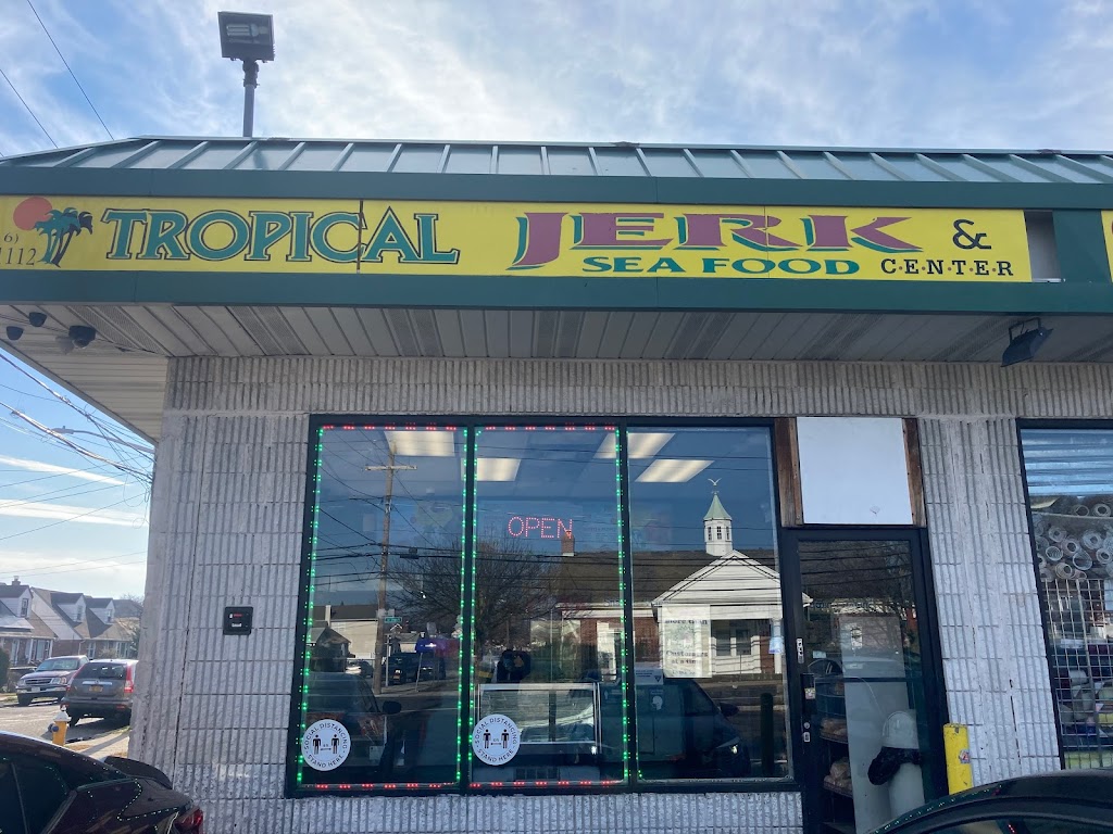 Tropical Jerk & Seafood Center | 932 Front St, Uniondale, NY 11553 | Phone: (516) 292-1112