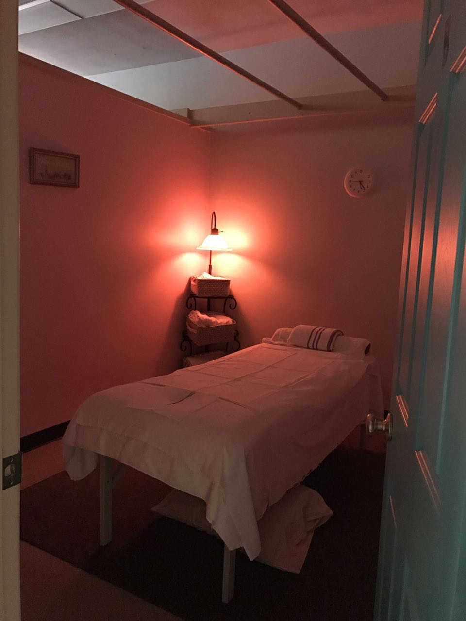 Jade massage therapy | 71 S Main St, Newtown, CT 06470 | Phone: (203) 304-1291