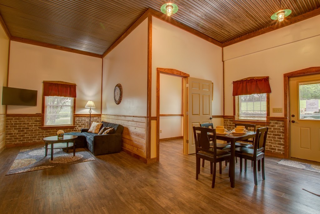 Abners Pondside Retreat | 7352 NY-23, Oneonta, NY 13820 | Phone: (607) 431-9438