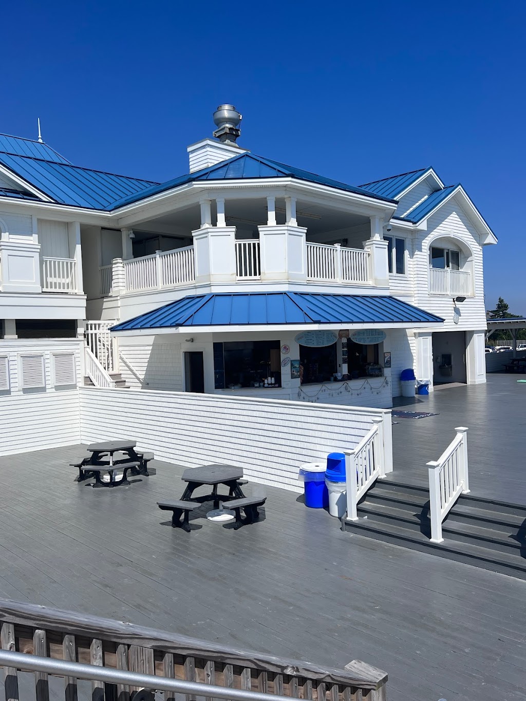 Monmouth Beach Bathing Pavilion | 29 Ocean Ave N, Monmouth Beach, NJ 07750 | Phone: (732) 229-5926