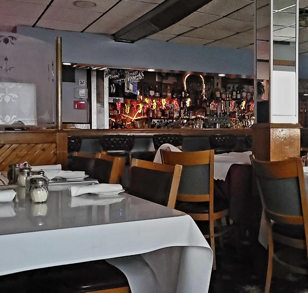 Francescos Cucina Italiana | 15 NJ-73, Berlin, NJ 08009 | Phone: (609) 561-1296