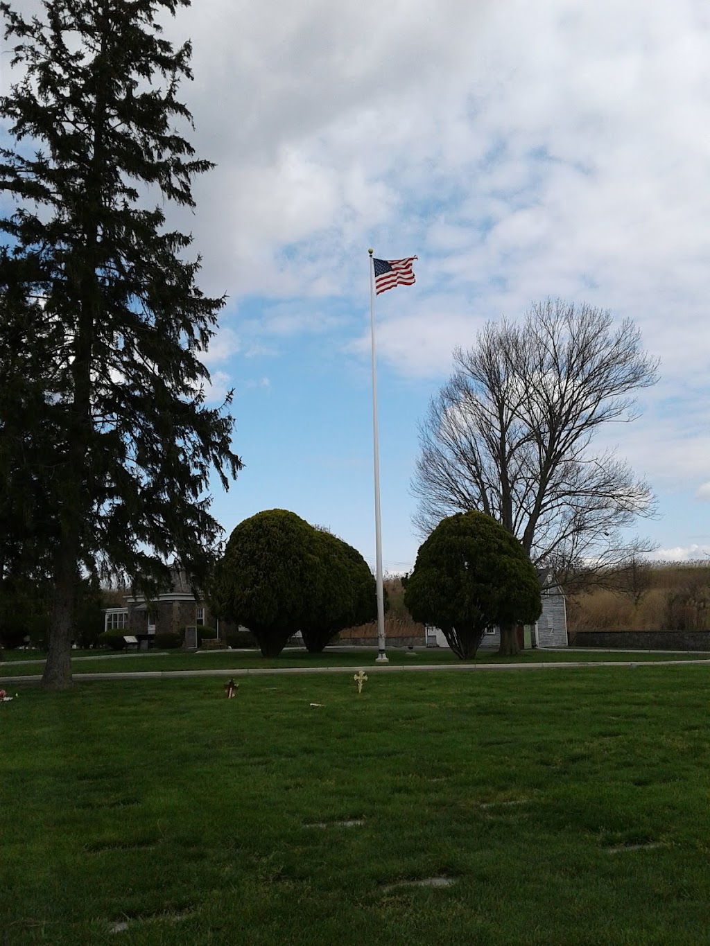 Finns Point National Cemetery | 454 Fort Mott Rd, Pennsville, NJ 08070 | Phone: (215) 504-5610