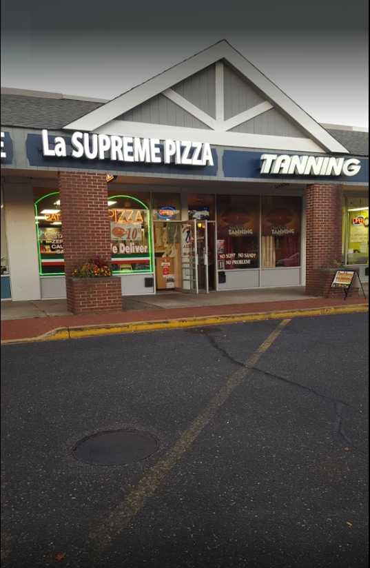 La Supreme Pizza | 887 Montauk Hwy, Oakdale, NY 11769 | Phone: (631) 589-5505