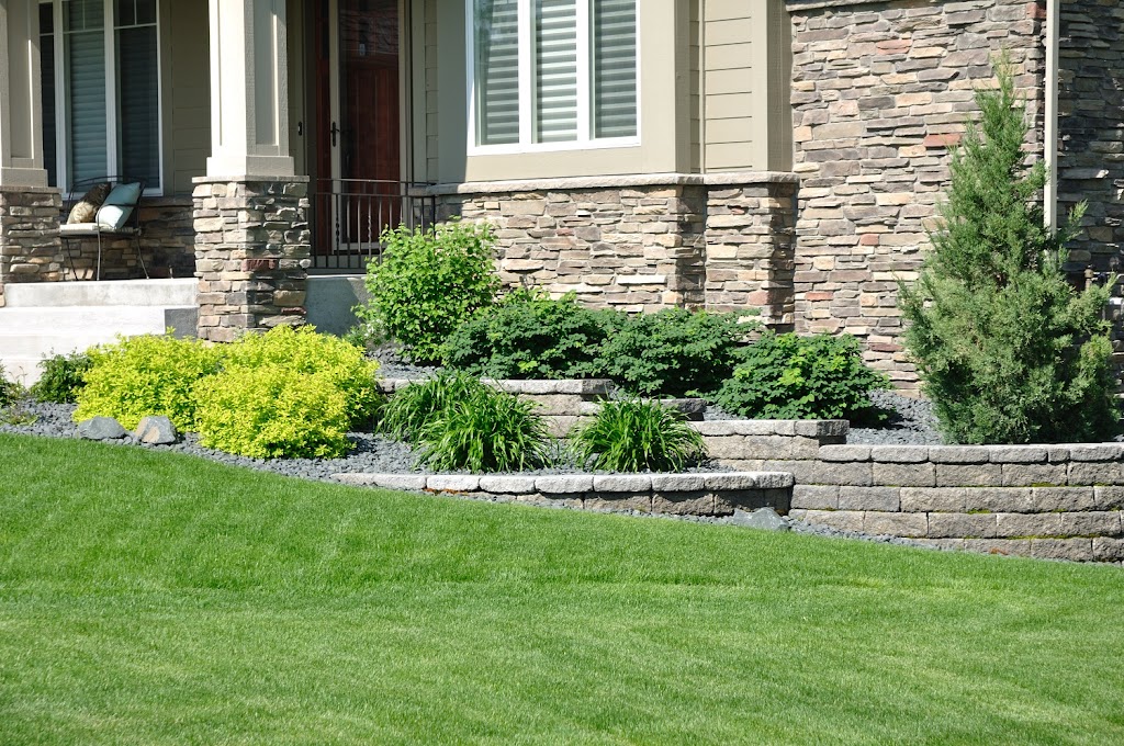 Southbury Landscape and Fence Contractors | 116 N Georges Hill Rd, Southbury, CT 06488 | Phone: (203) 733-0463