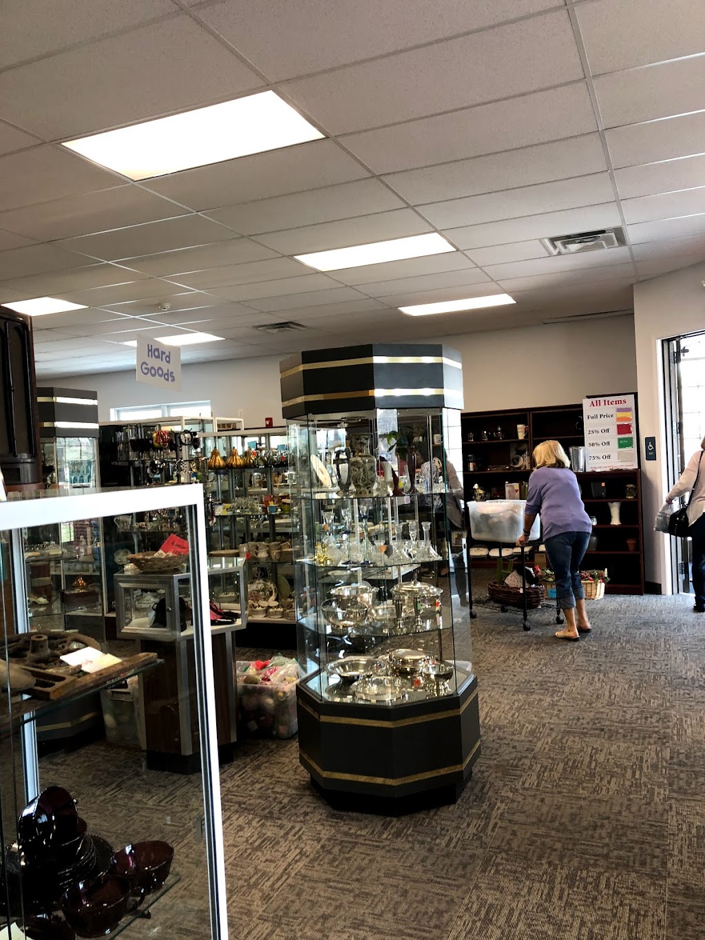 Nova Thrift Shop | 2116 Broad St, Perkasie, PA 18944 | Phone: (215) 249-8000