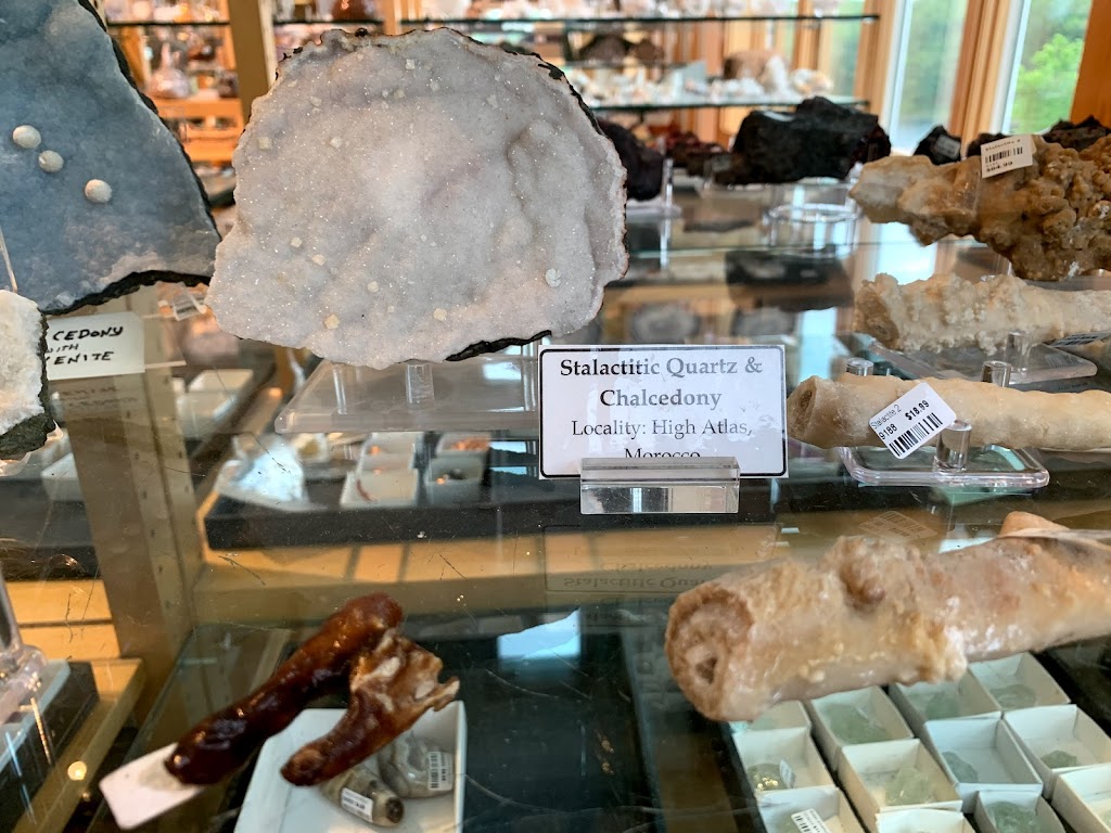 A to Z Mineral Shop at Natures Art Village | 1650 Hartford-New London Turnpike, Oakdale, CT 06370 | Phone: (860) 443-4367