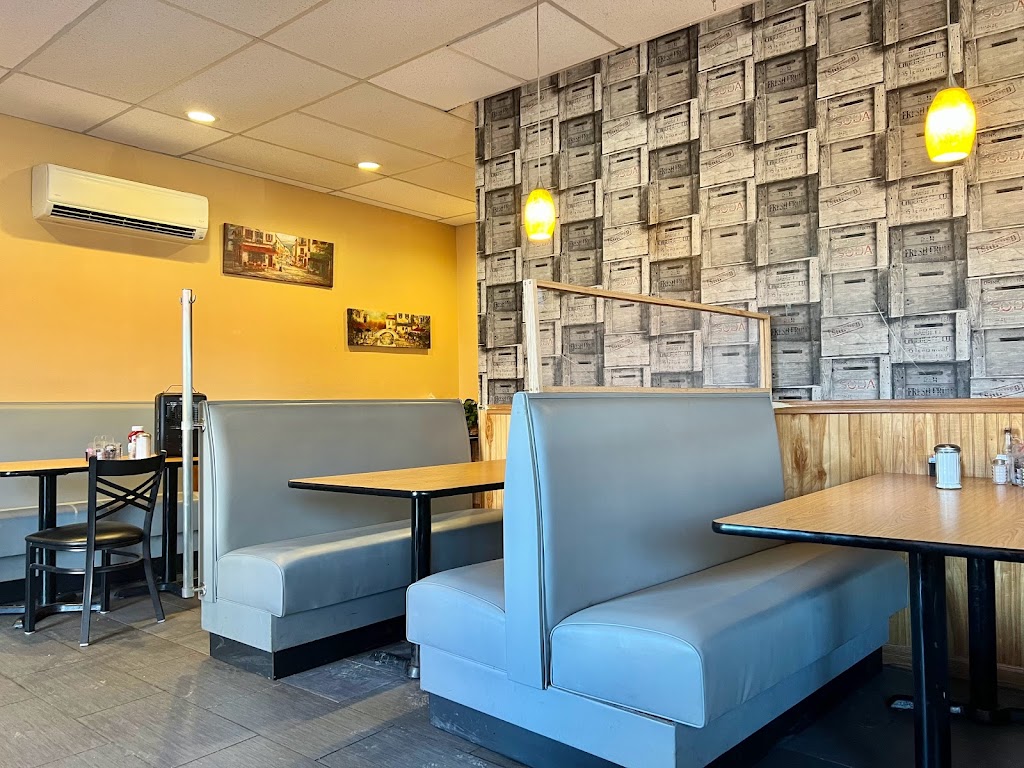 Hampton House Waffles & Eatery | 70 E Street Rd, Feasterville-Trevose, PA 19053 | Phone: (215) 355-5817