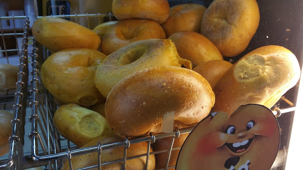 Bagel Cafe | 187 Middle Country Rd, Middle Island, NY 11953 | Phone: (631) 924-3403