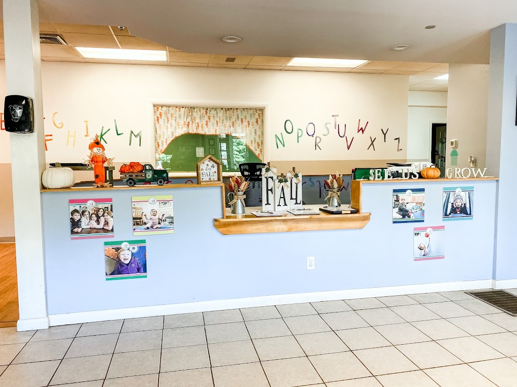 See Us Grow Childcare & Learning Center of Wallingford LLC | 1052 S Colony St, Wallingford, CT 06492 | Phone: (203) 590-8381